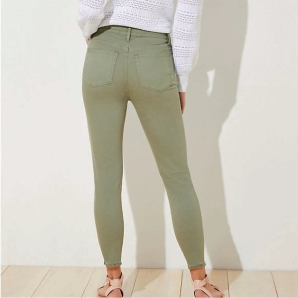 NWT Loft Olive Green High Waist Skinny Crop Frayed Hem Jeans.  Size 26 - Picture 2 of 7
